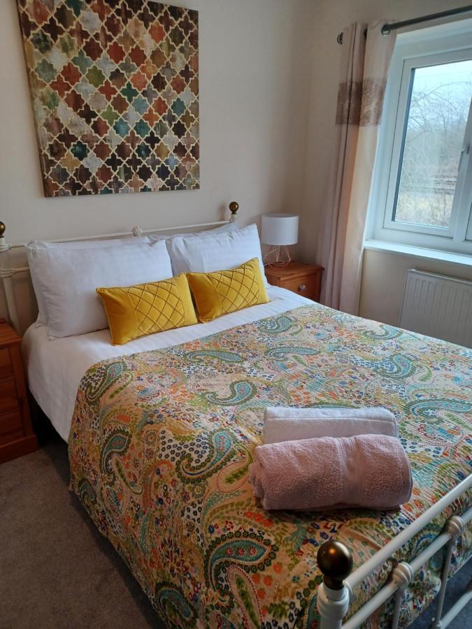 Stunning Homestay In Wolverhampton Bushbury Экстерьер фото