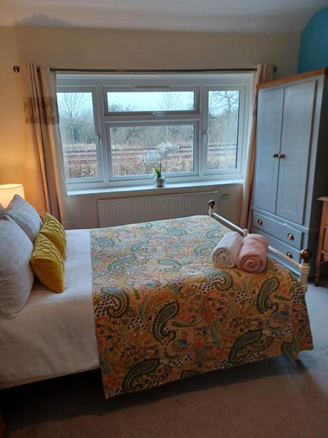 Stunning Homestay In Wolverhampton Bushbury Экстерьер фото