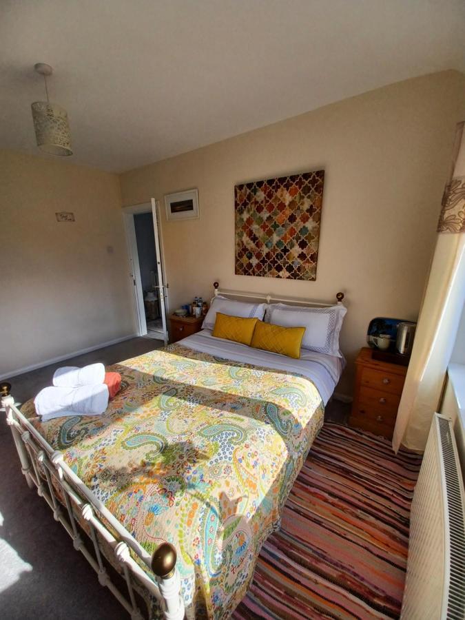 Stunning Homestay In Wolverhampton Bushbury Экстерьер фото